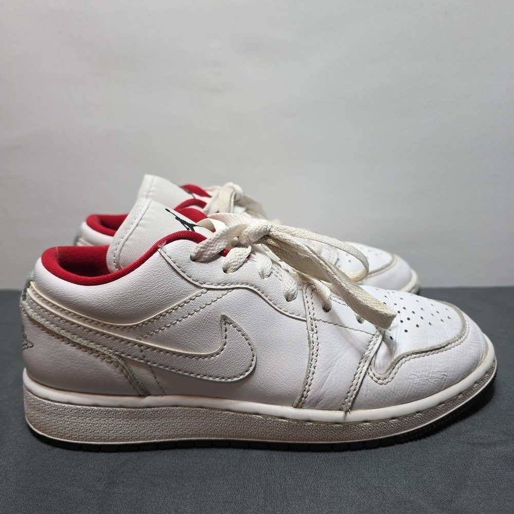 Air Jordan 1 Low GS 'White Gym RedBoys Size US 4Y 553560-164‎